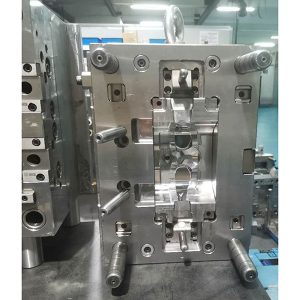 úszószemüveg fröccsöntő forma